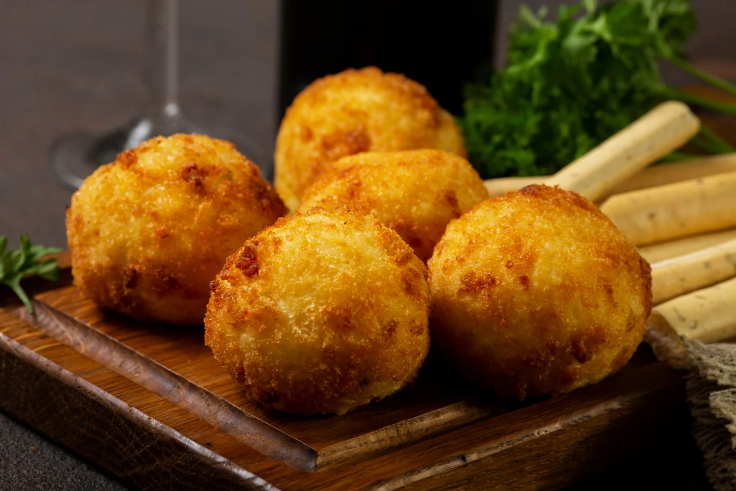 Papa rellena frita en manteca de cerdo PORCELLO