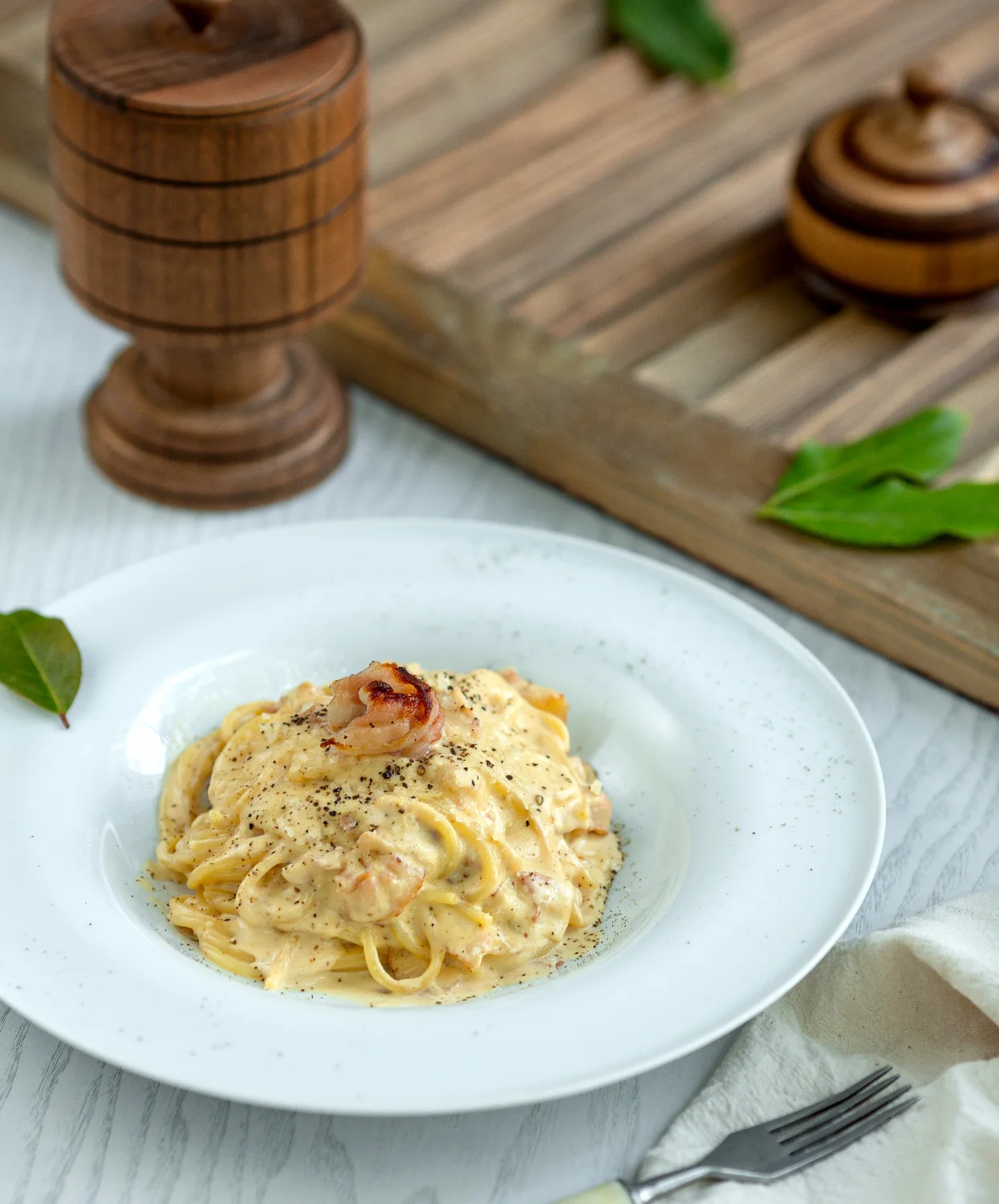 Pasta a la carbonara con manteca de cerdo PORCELLO