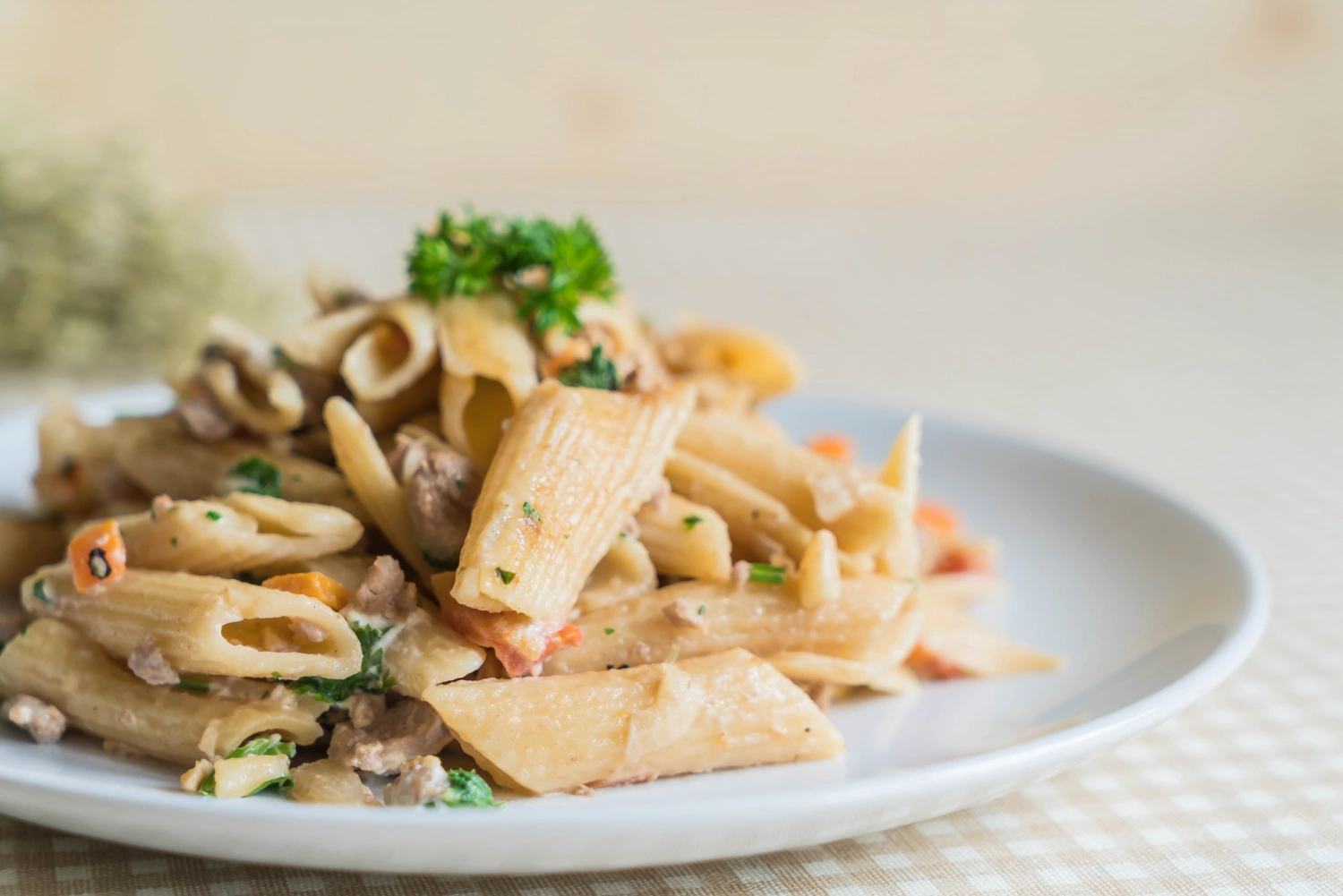 Pasta con atún y manteca de cerdo PORCELLO