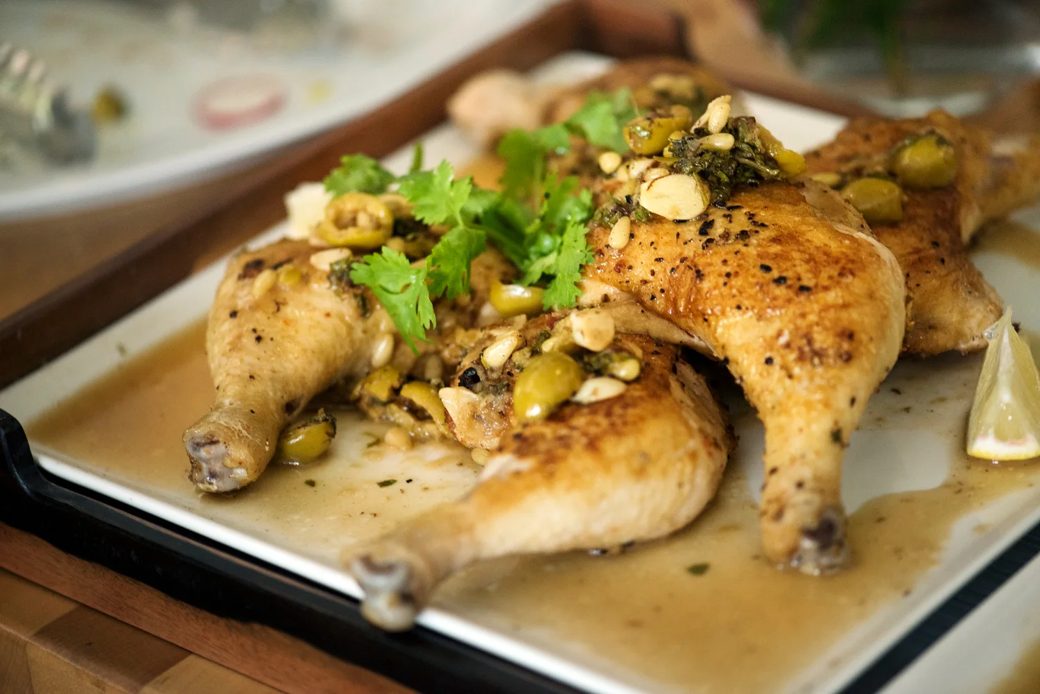 Pollo en salsa al ajillo con manteca de cerdo PORCELLO