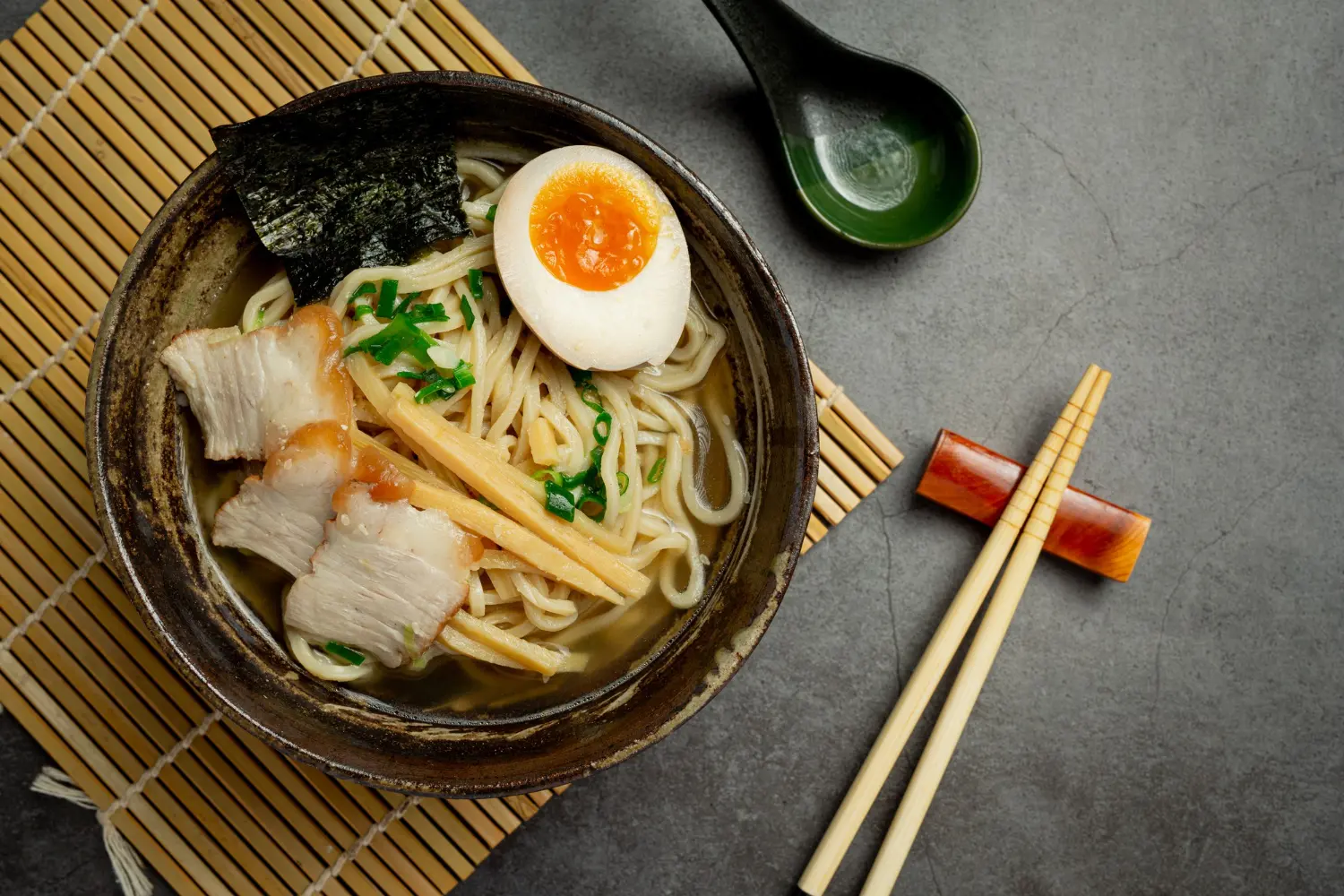 Ramen casero con manteca de cerdo PORCELLO